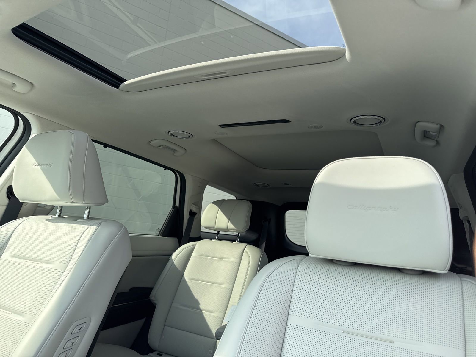 Used 2026 Hyundai Palisade Calligraphy image 36