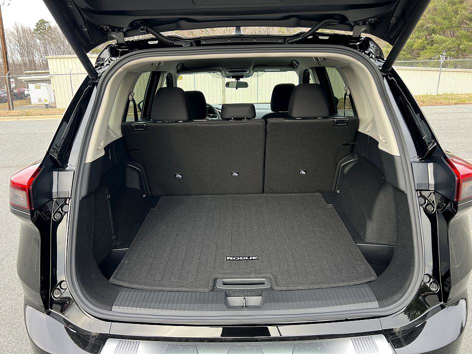 New 2026 Nissan Rogue SV w/ Cold Weather Package image 40
