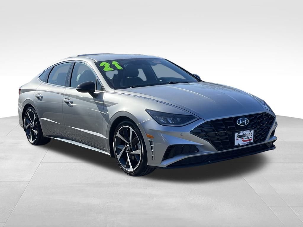 Used 2021 Hyundai Sonata SEL Plus w/ Winter Weather Package FWD image 3