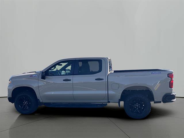 Used 2022 Chevrolet Silverado 1500 Custom Trail Boss AWD/4WD image 3