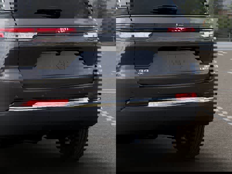 New 2026 Jeep Grand Cherokee Limited image 13