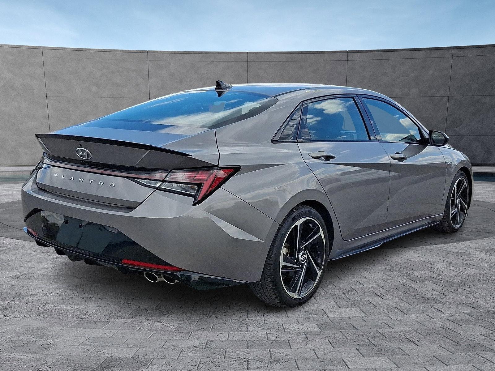 Certified 2022 Hyundai Elantra N Line FWD image 6