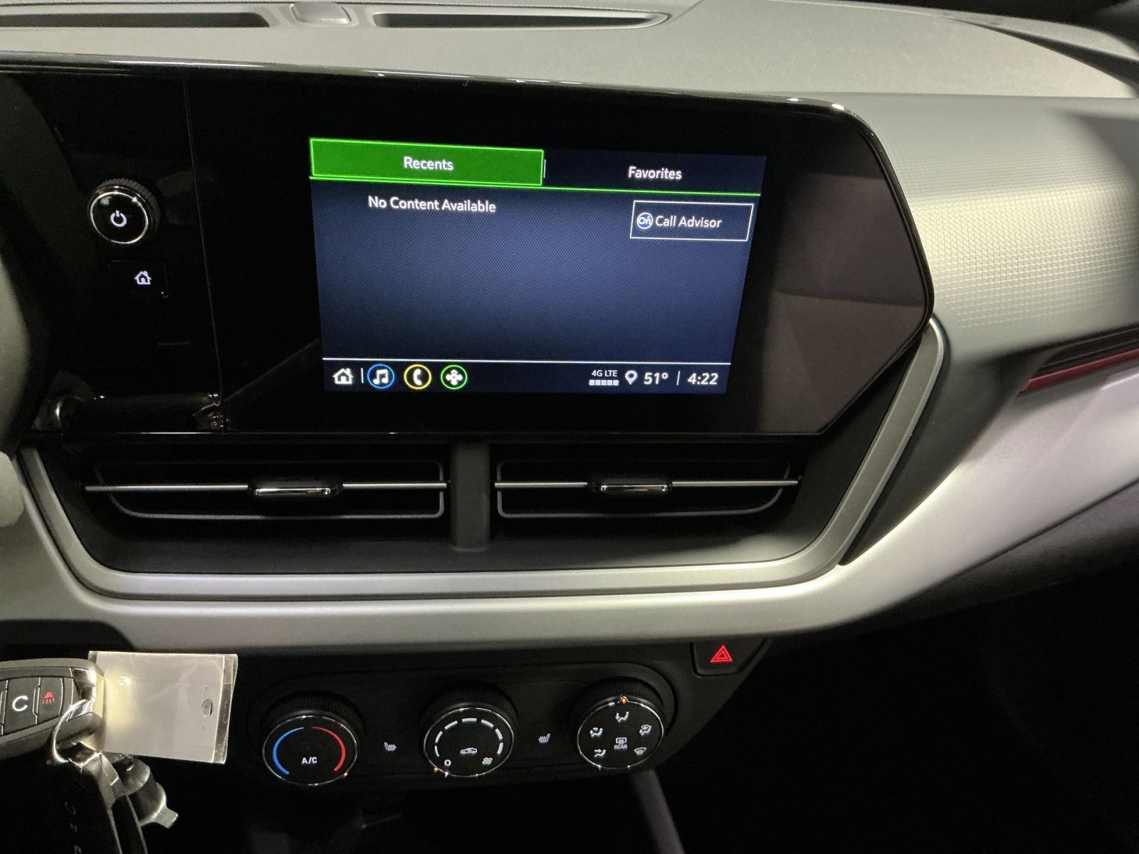 New 2026 Chevrolet Trax RS w/ Sunroof Package image 28