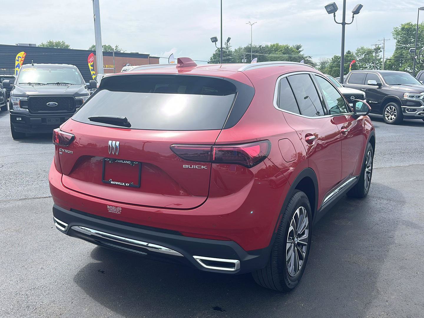 Used 2025 Buick Envision Preferred AWD/4WD image 5