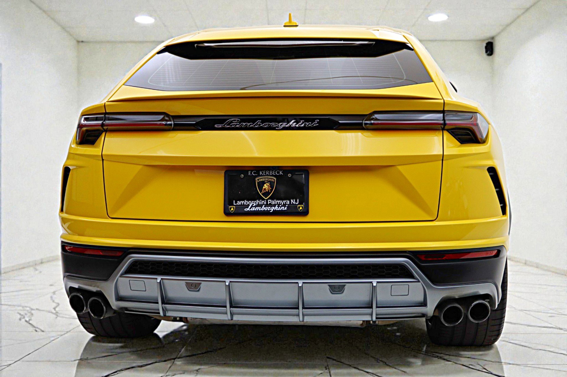 Used 2022 Lamborghini Urus image 9