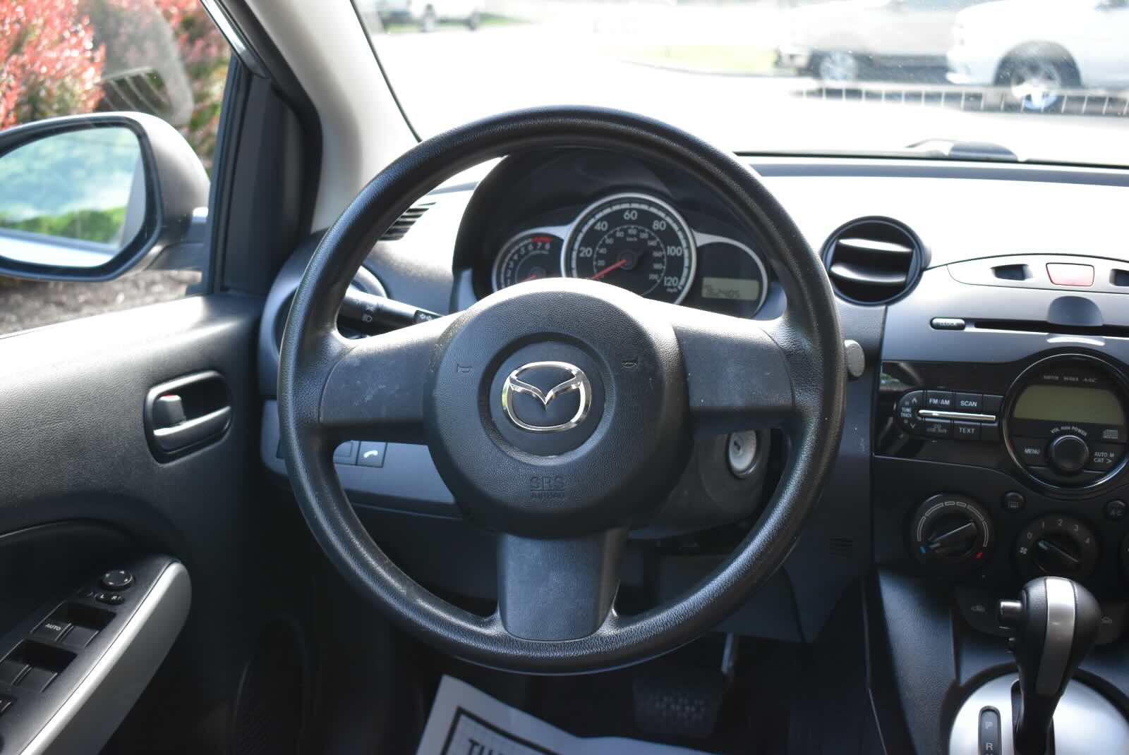 Used 2013 MAZDA MAZDA2 Sport FWD image 16