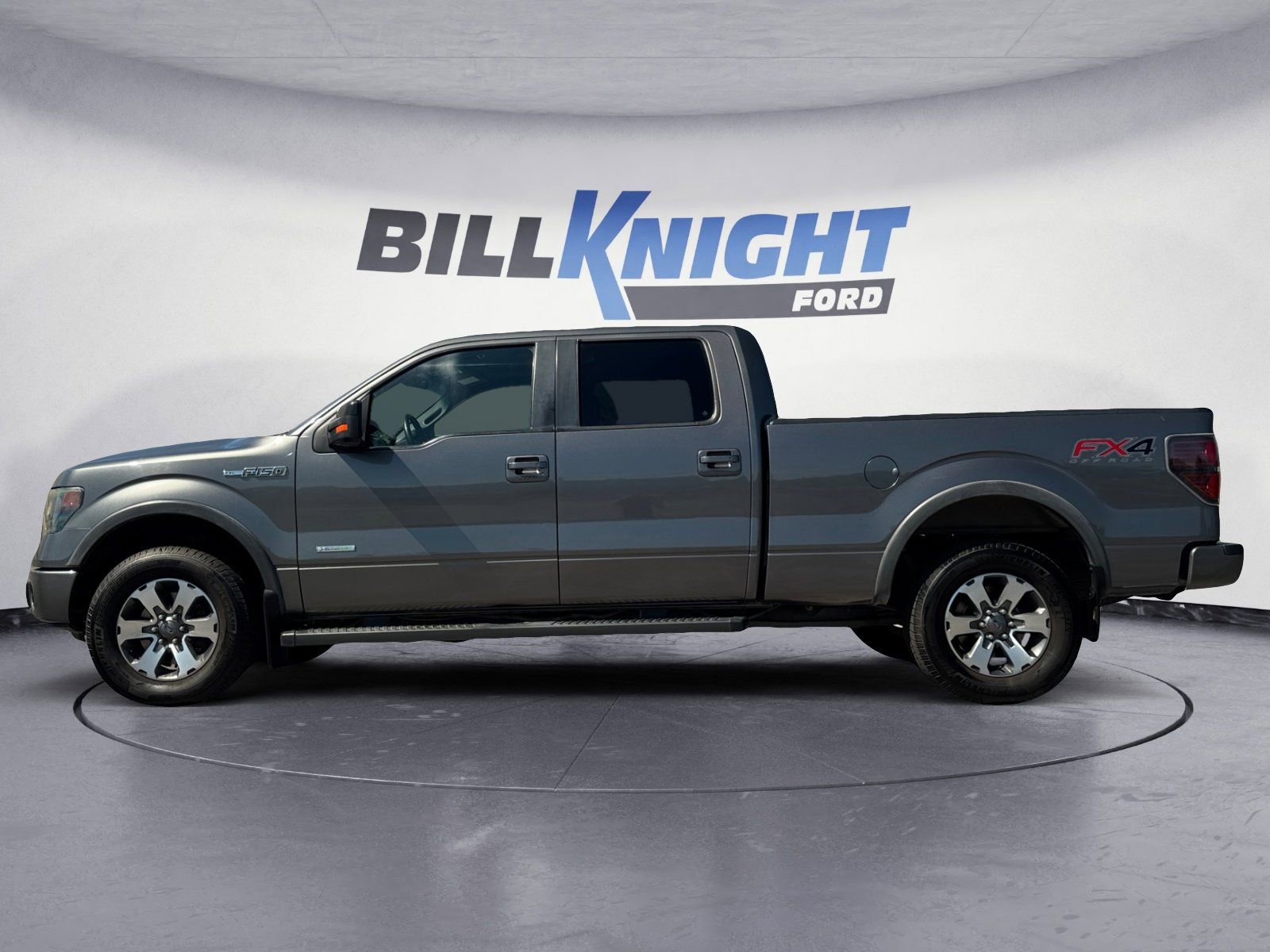 Used 2014 Ford F150 FX4 w/ Equipment Group 402A Luxury AWD/4WD image 2