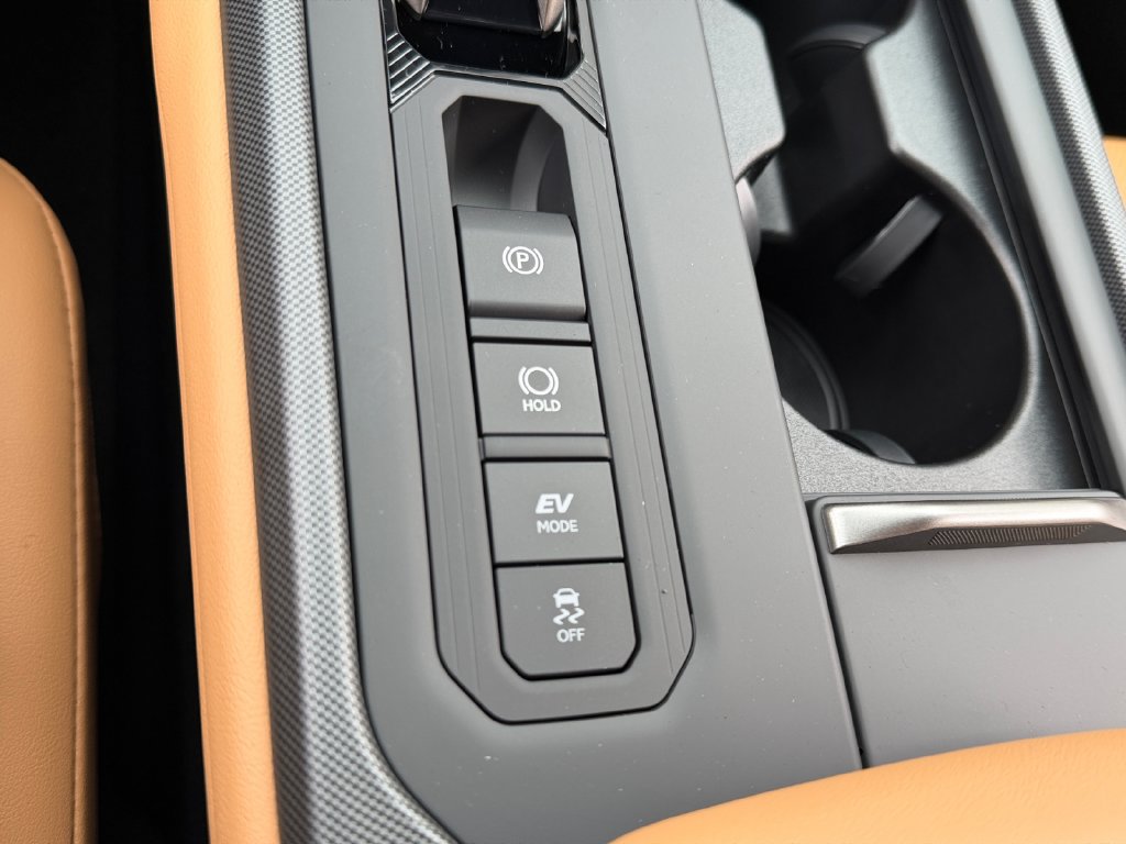 New 2026 Lexus ES 350h AWD image 29