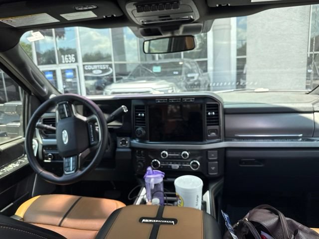 Used 2024 Ford F250 Platinum AWD/4WD image 9