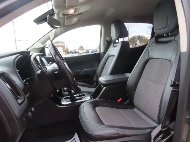 Used 2017 Chevrolet Colorado Z71 AWD/4WD image 19