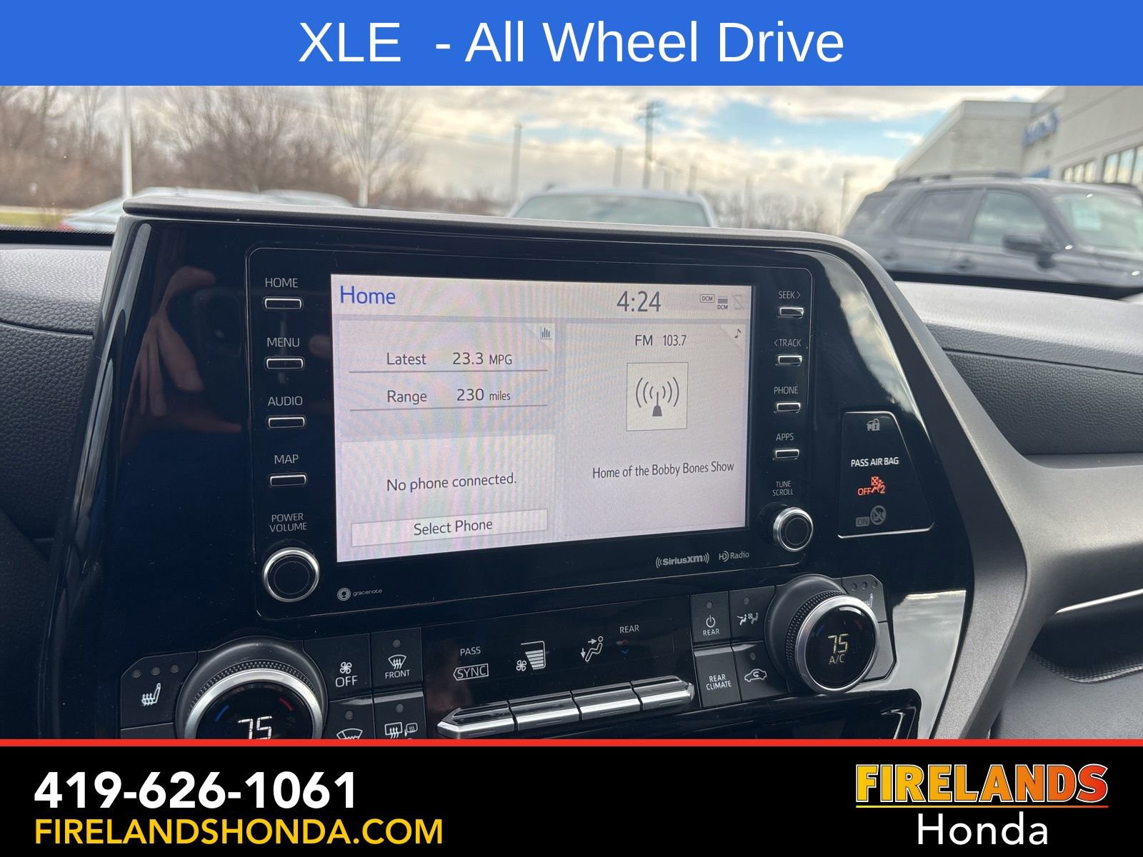 Used 2021 Toyota Highlander XLE image 22