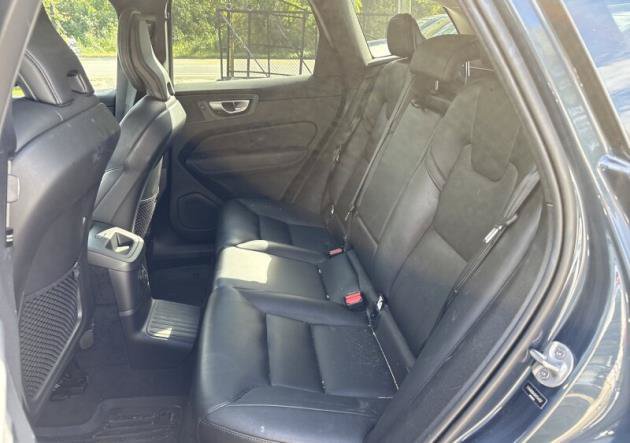 Used 2024 Volvo XC60 T8 Core w/ Protection Package Premier AWD/4WD image 4
