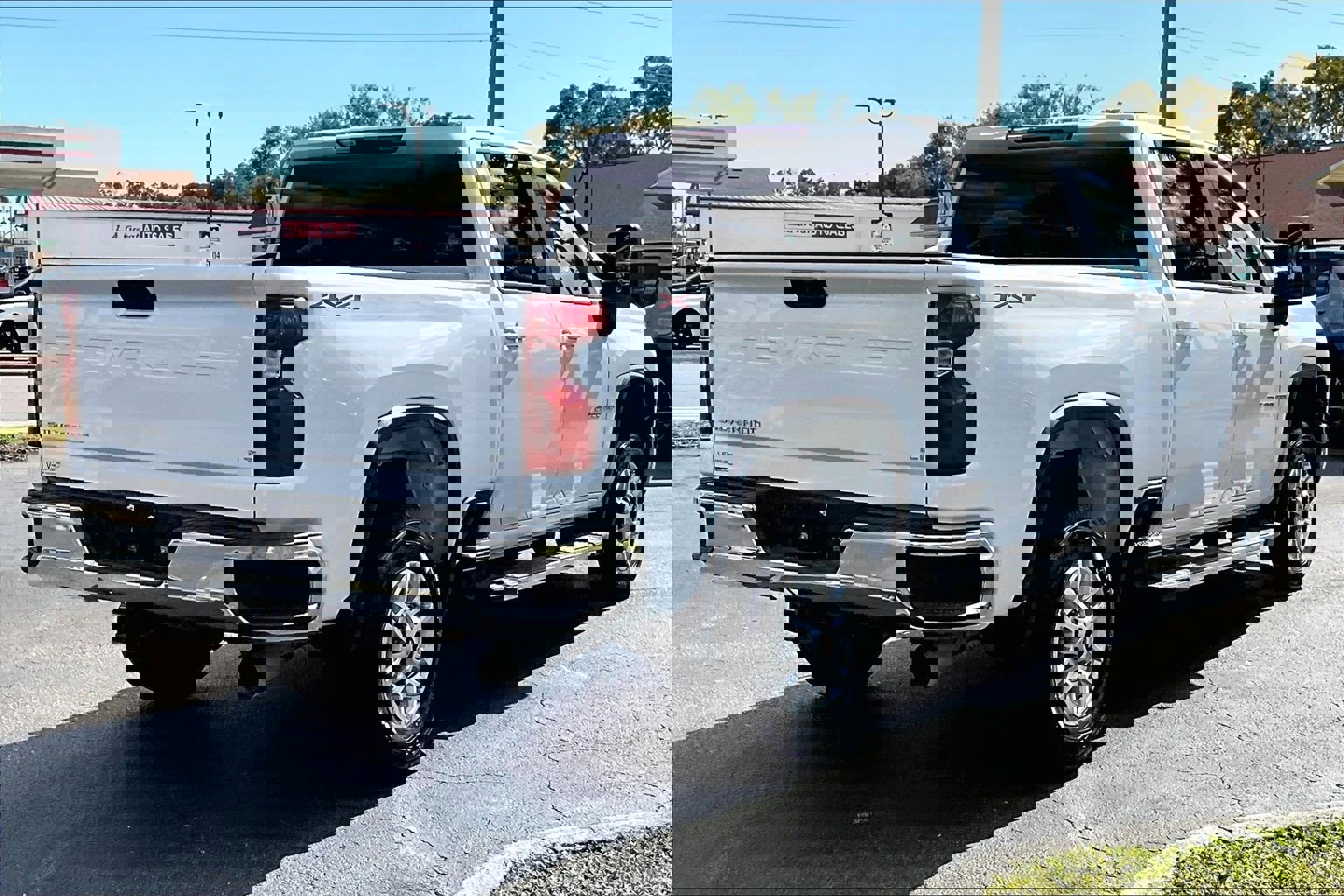 Certified 2025 Chevrolet Silverado 2500 LT w/ Convenience Package image 4