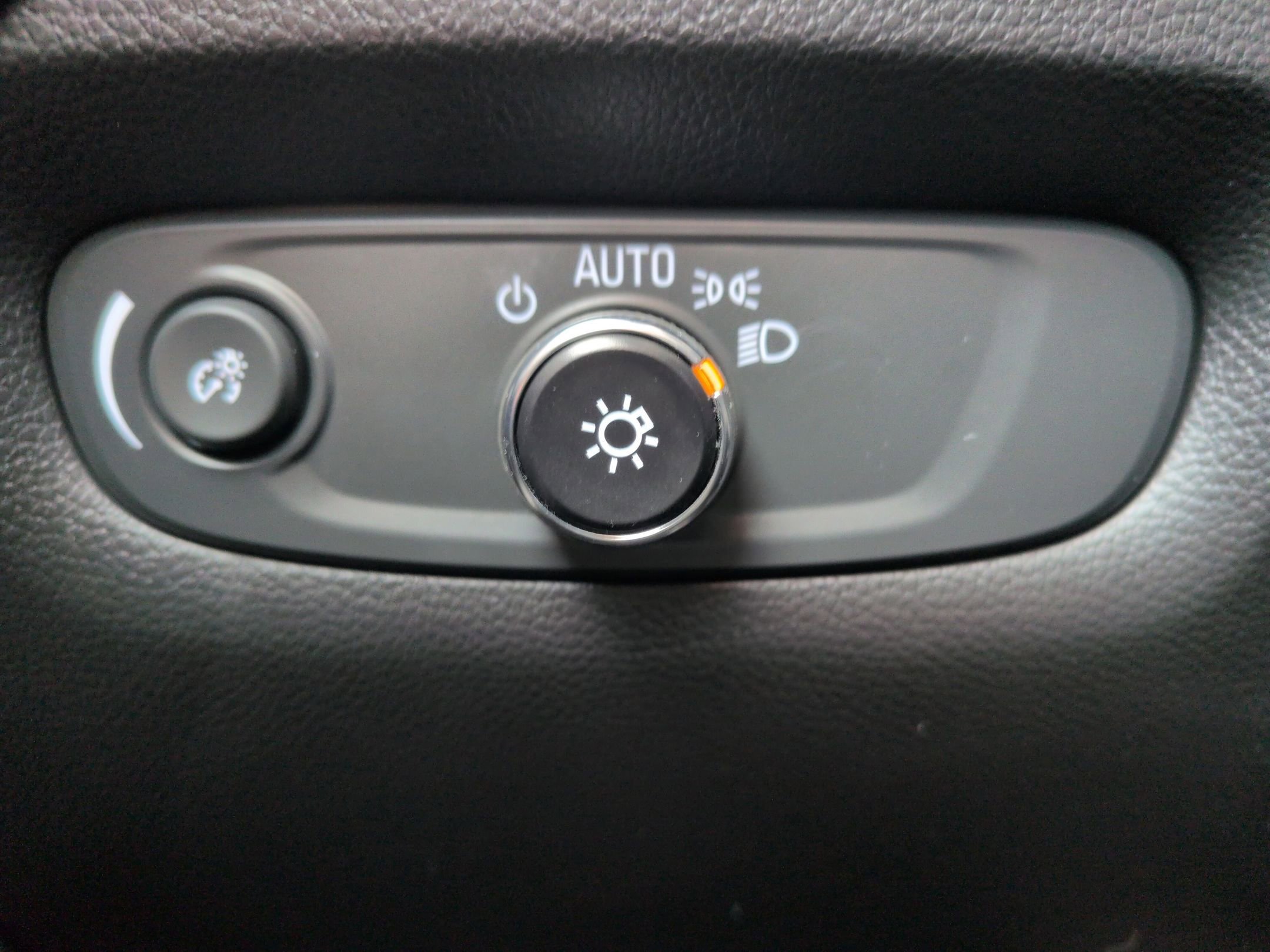 Certified 2023 Chevrolet Traverse LT image 17