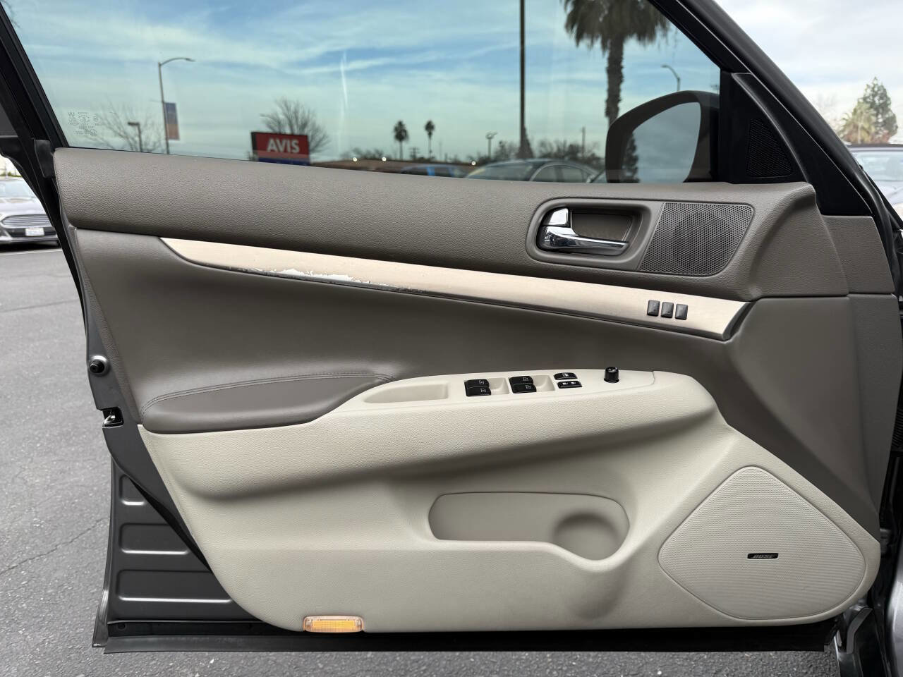 Used 2011 INFINITI G37 Journey w/ Premium Pkg image 10