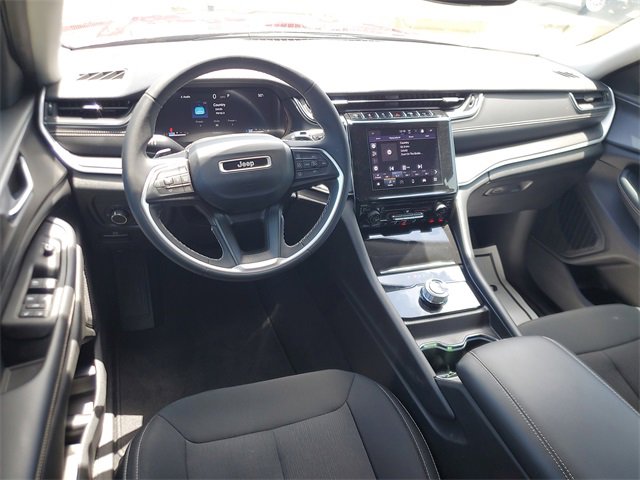 Used 2024 Jeep Grand Cherokee L Laredo image 15