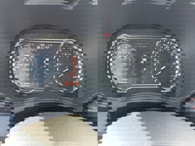 New 2025 Nissan Versa SR w/ Trunk Package image 10