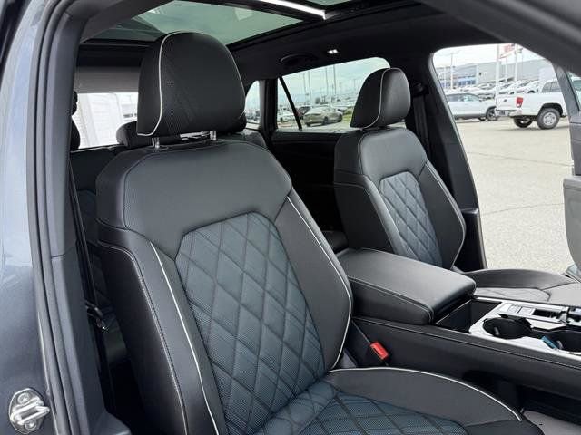New 2025 Volkswagen Atlas Cross Sport SEL Premium R-Line image 23