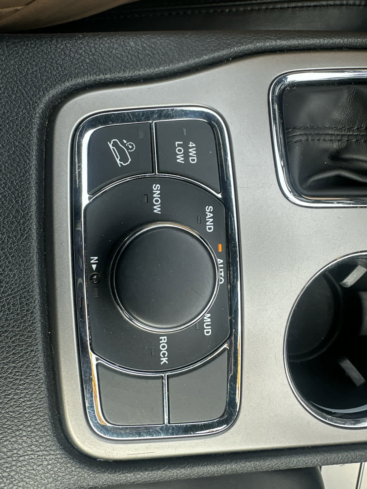 Used 2019 Jeep Grand Cherokee Limited image 33