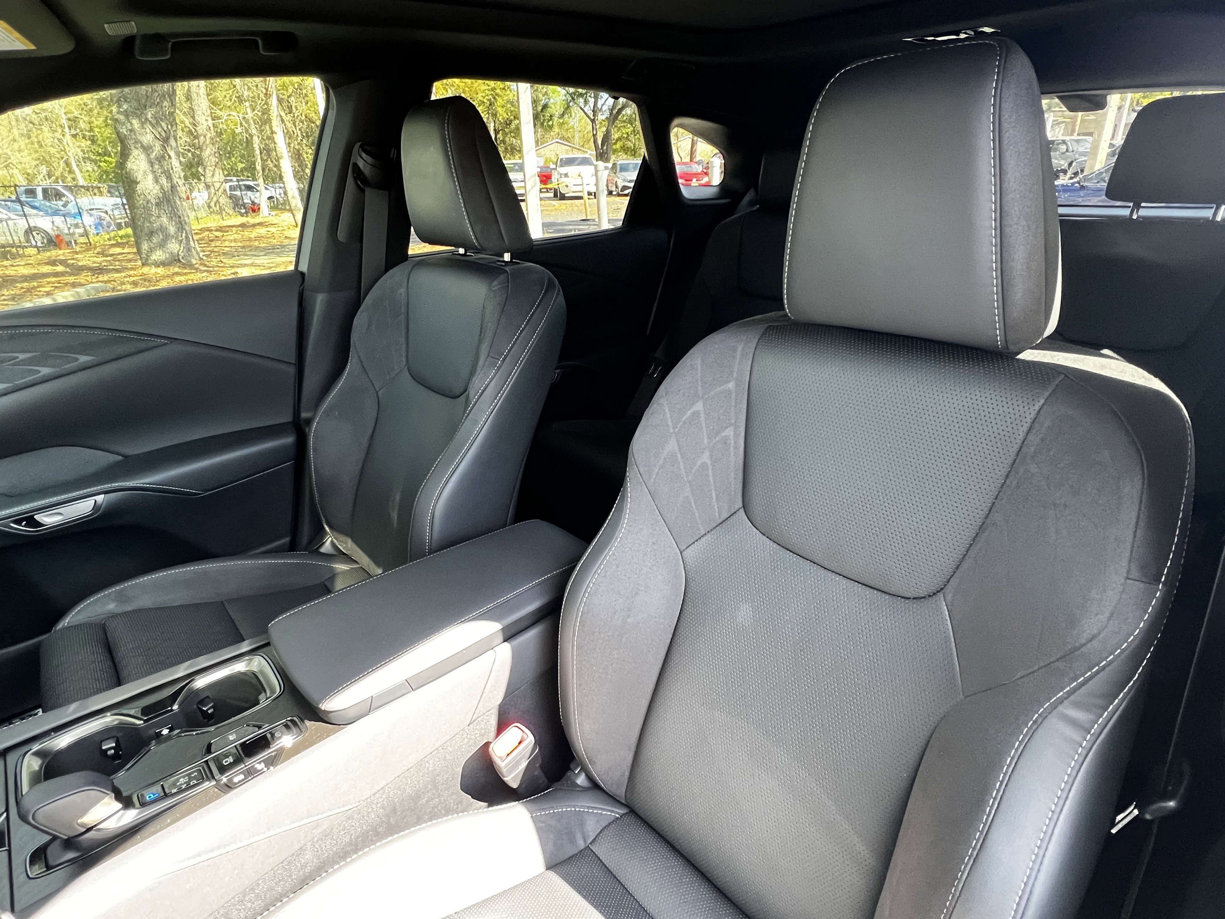 Used 2024 Lexus RX 350 350h Luxury image 17