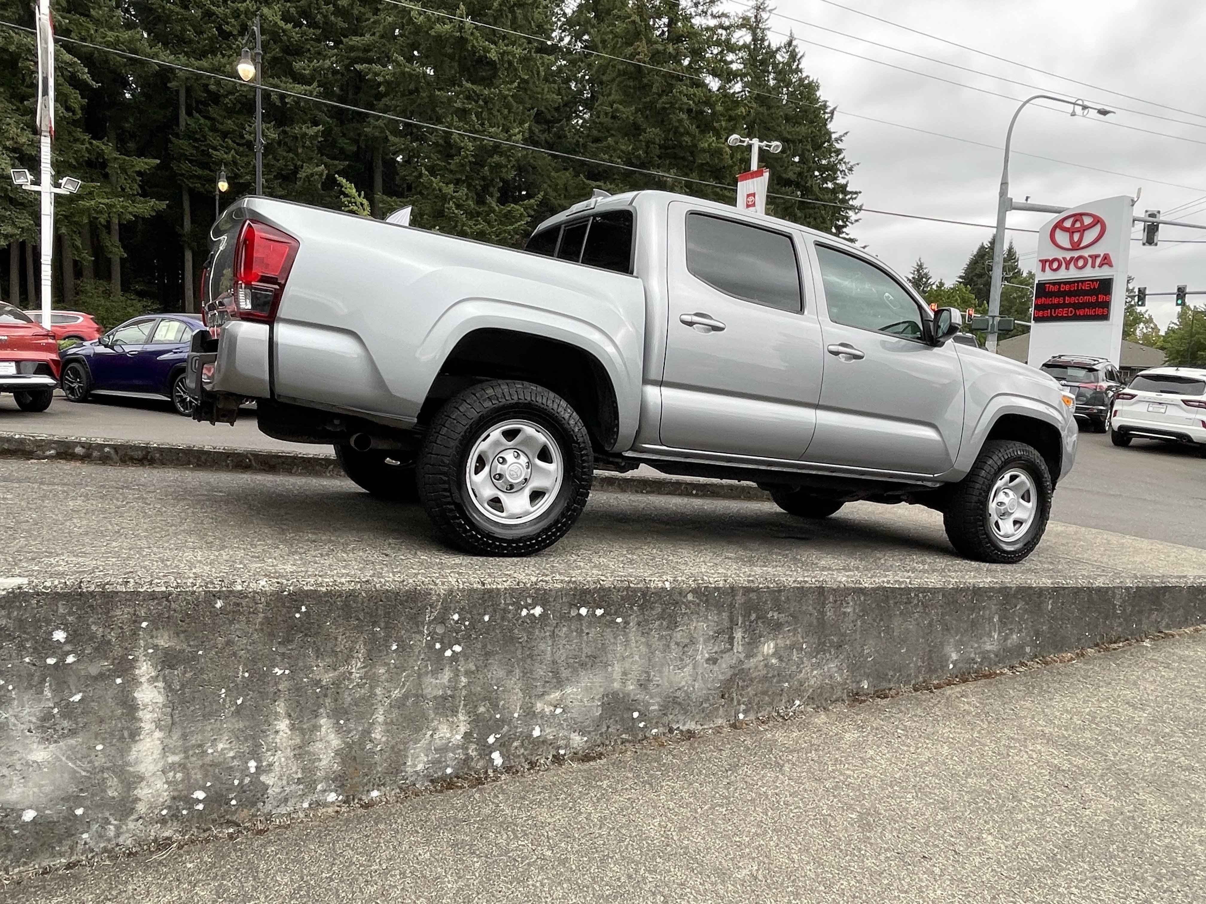 Certified 2020 Toyota Tacoma SR AWD/4WD image 8