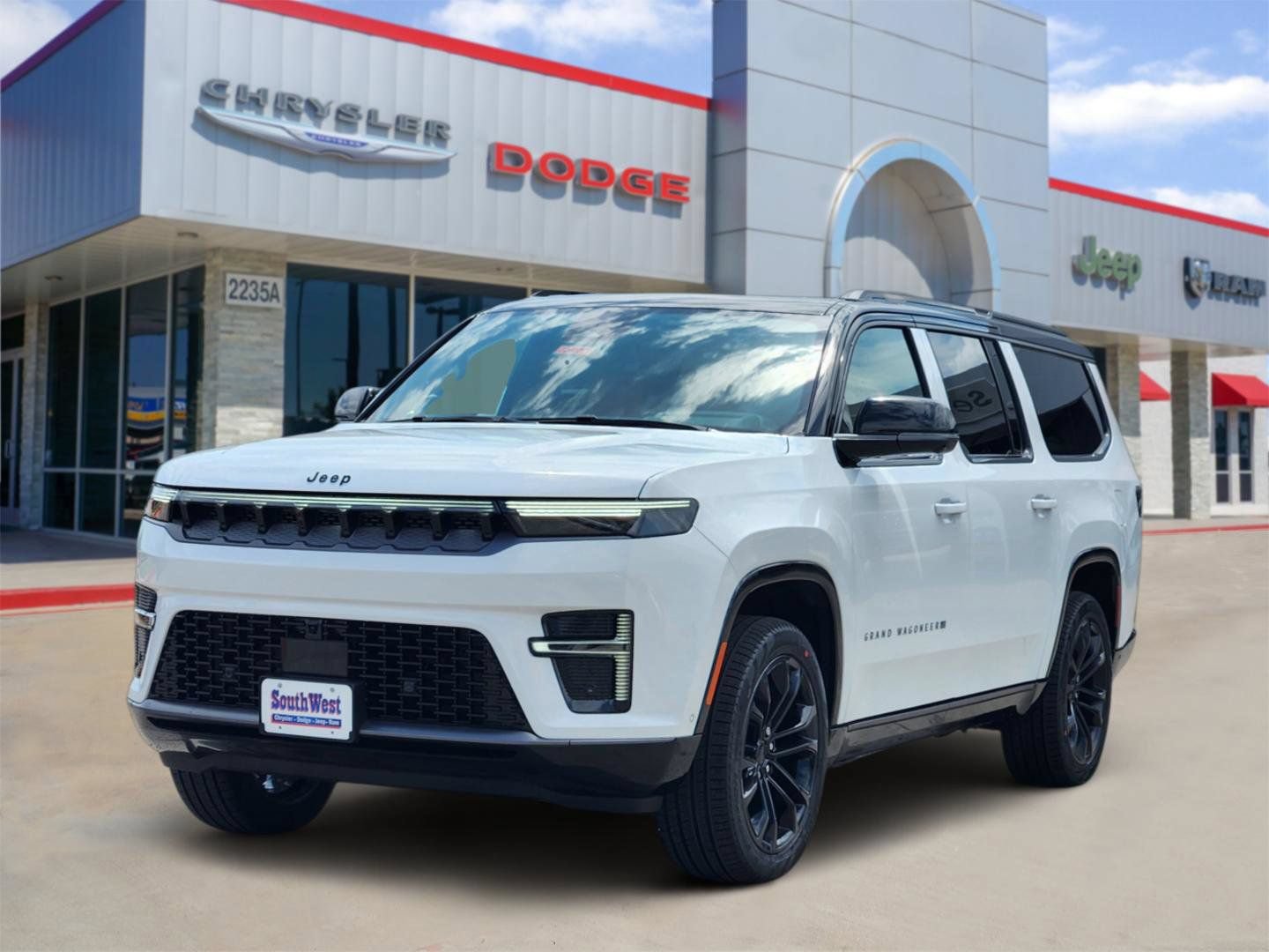 New 2026 Jeep Grand Wagoneer L Summit AWD/4WD image 2