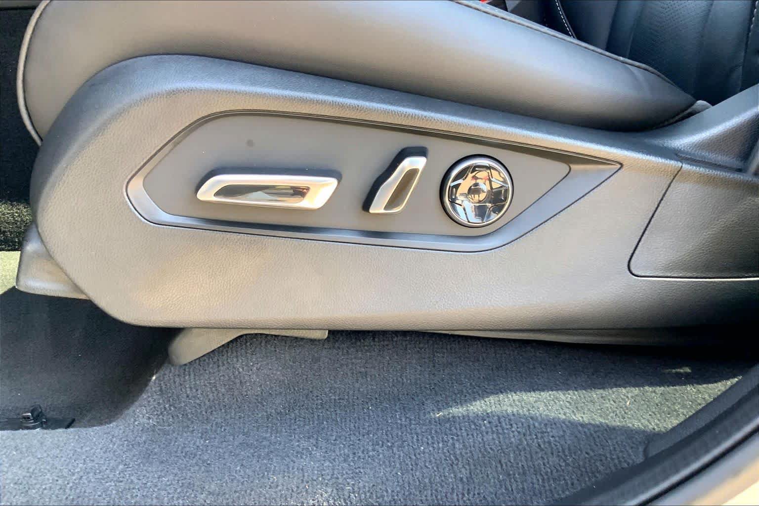 Used 2026 Acura MDX w/ Technology Package FWD image 33