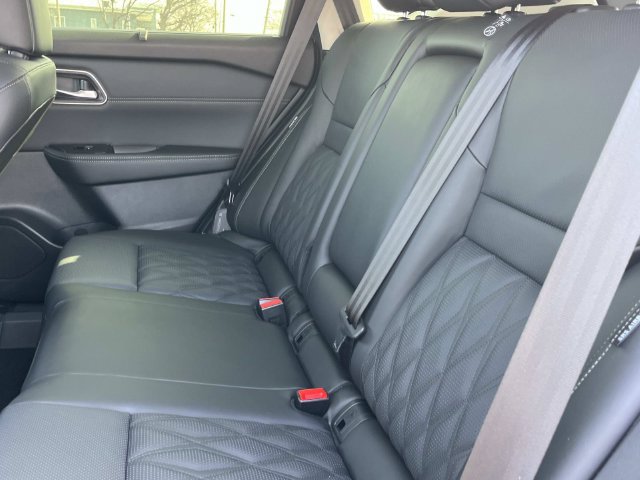 New 2026 Nissan Rogue Platinum w/ Platinum Premium Package AWD/4WD image 22
