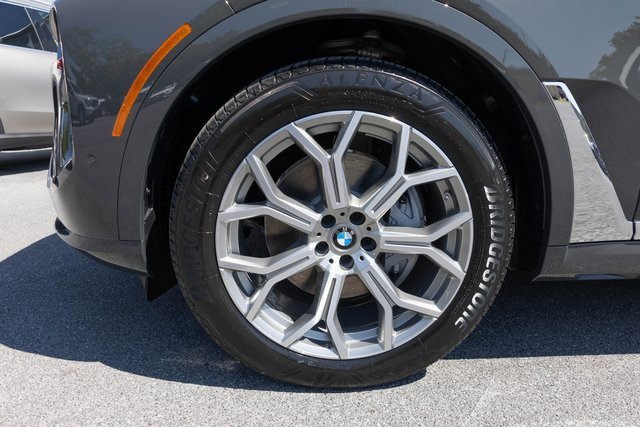 New 2026 BMW X7 xDrive40i image 3