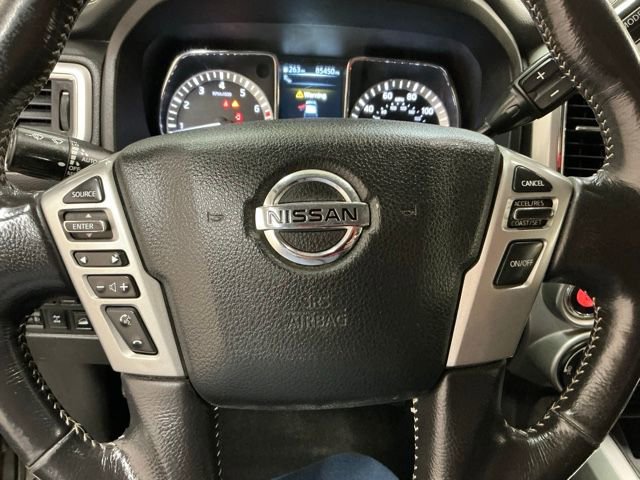 Used 2018 Nissan Titan PRO-4X image 27