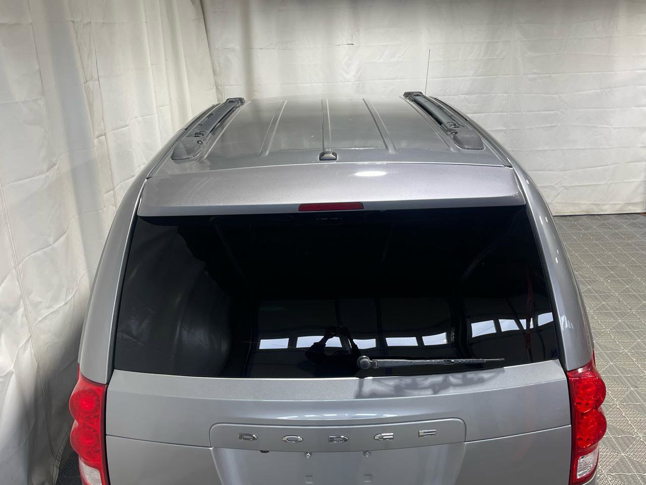 Used 2017 Dodge Grand Caravan GT FWD image 7