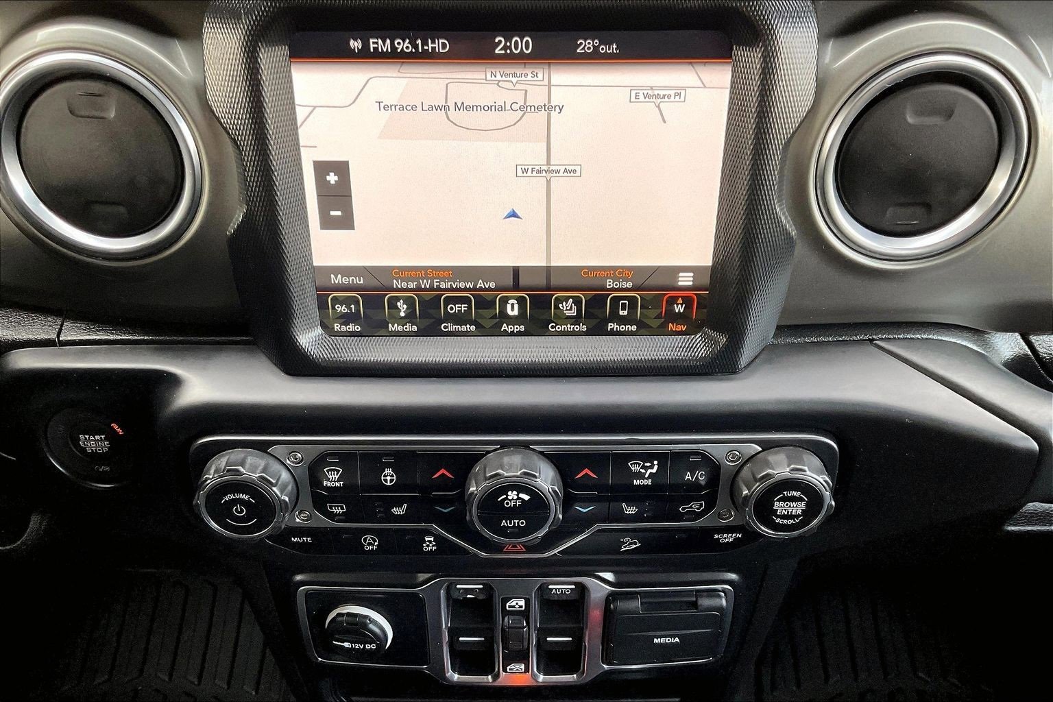 Used 2019 Jeep Wrangler Unlimited Sahara w/ Uconnect 4C Nav & Sound Group image 8