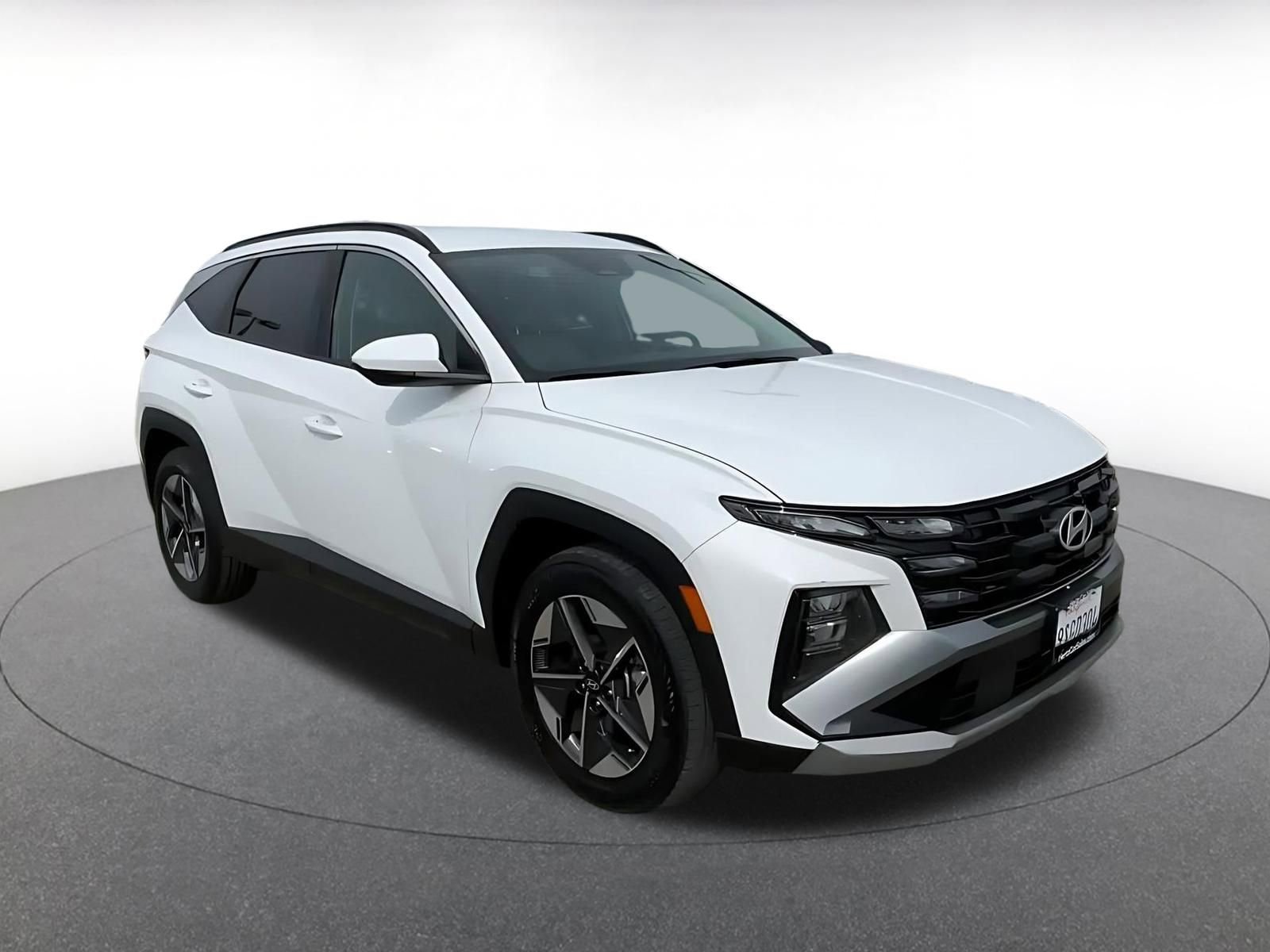 Used 2025 Hyundai Tucson SEL image 3