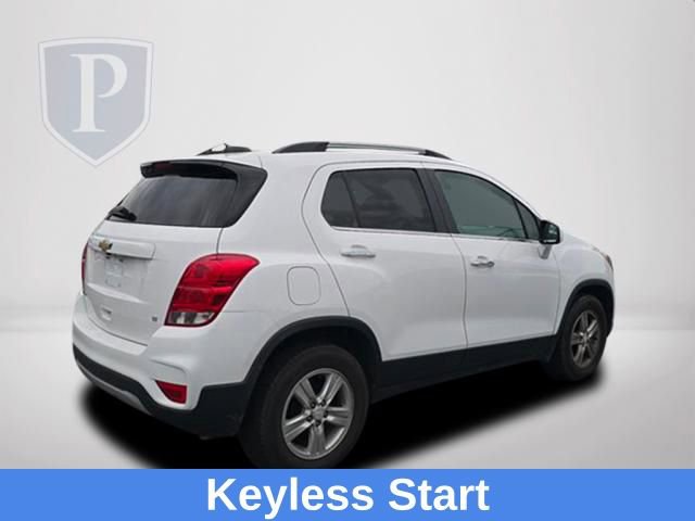 Used 2018 Chevrolet Trax LT w/ LT Convenience Package FWD image 5