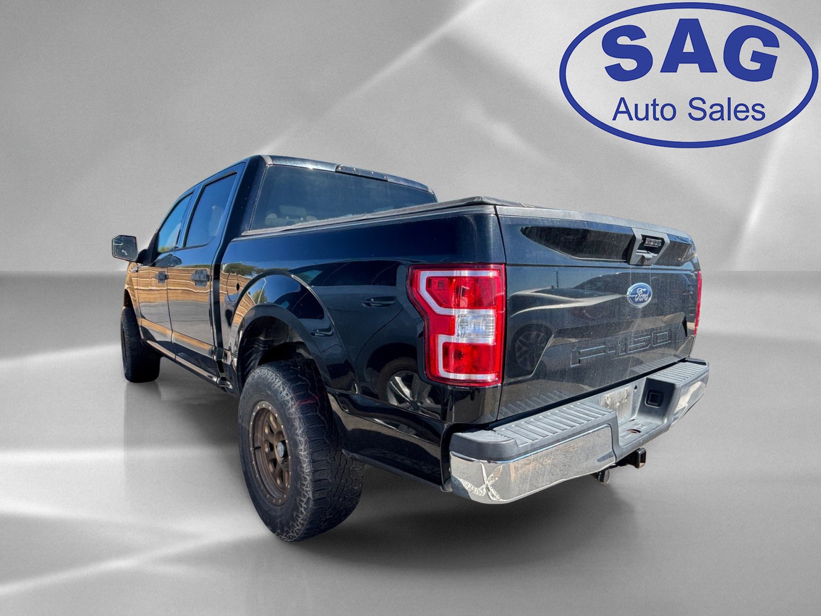 Used 2018 Ford F150 XLT AWD/4WD image 4