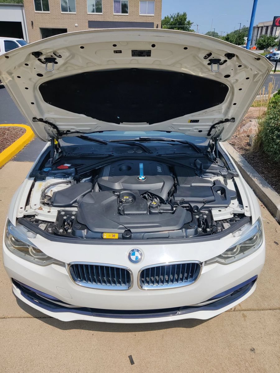 Used 2018 BMW 330e RWD image 22
