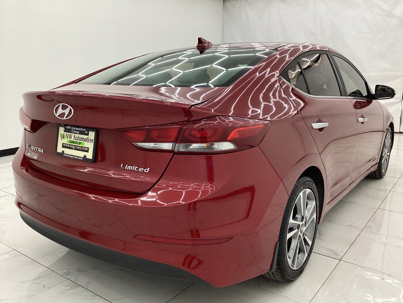 Used 2017 Hyundai Elantra Limited image 8