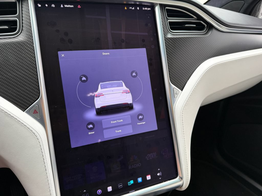 Used 2017 Tesla Model X 75D AWD/4WD image 16