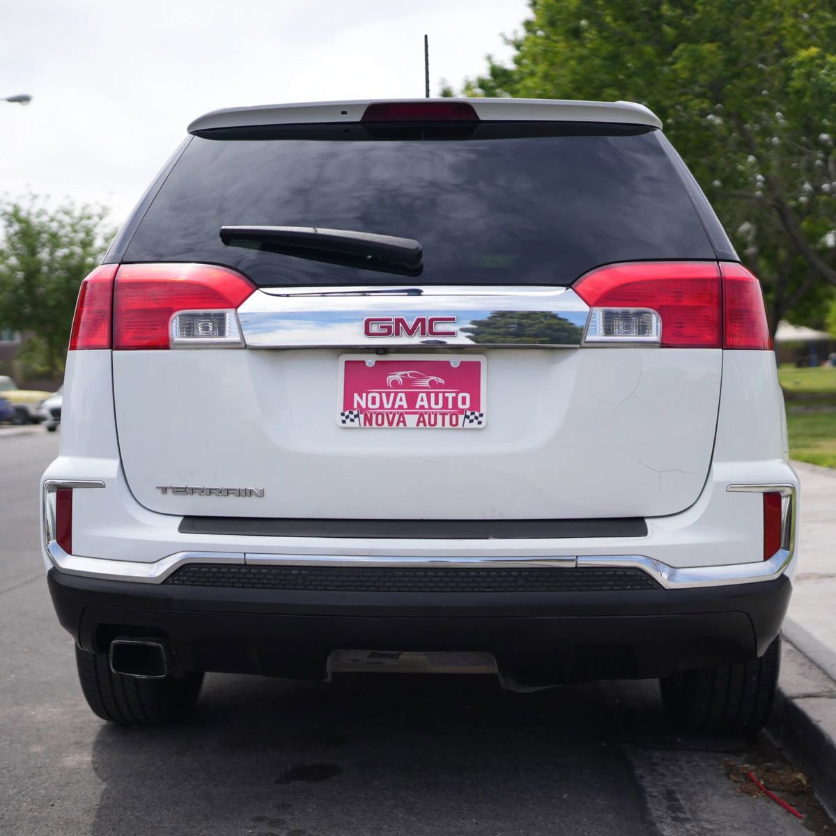 Used 2017 GMC Terrain SLT FWD image 10