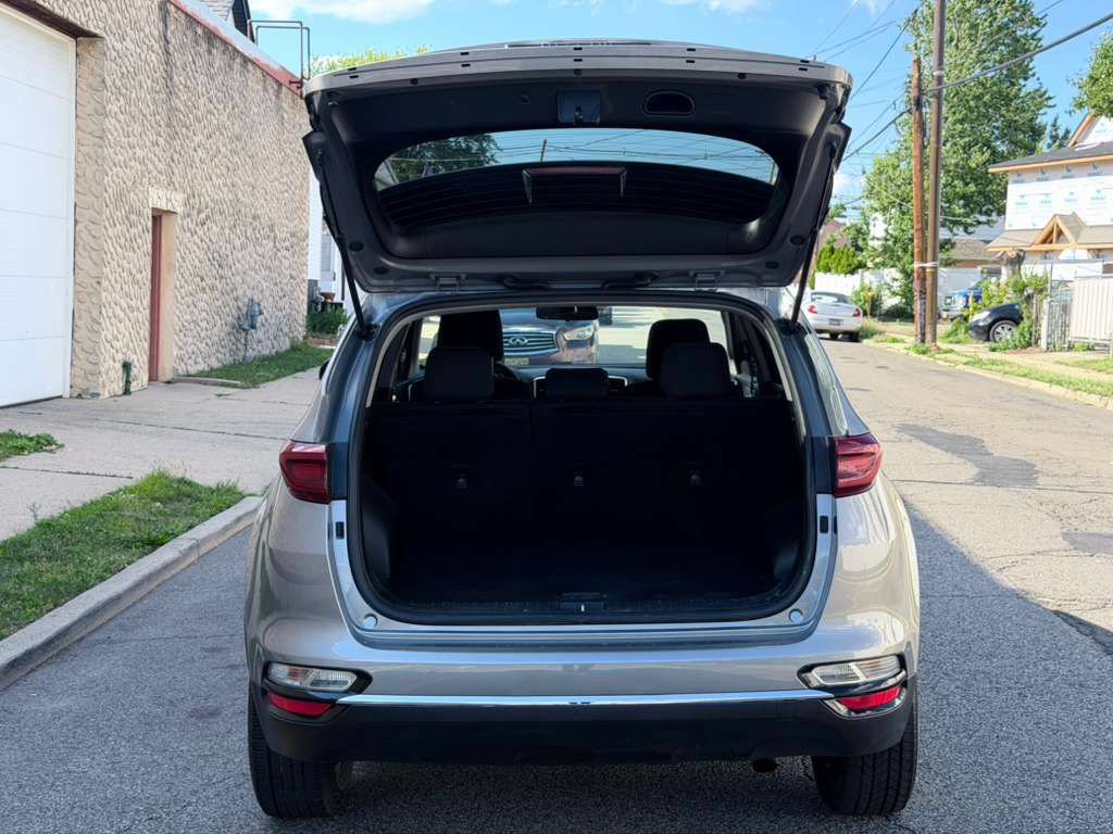 Used 2022 Kia Sportage LX AWD/4WD image 9