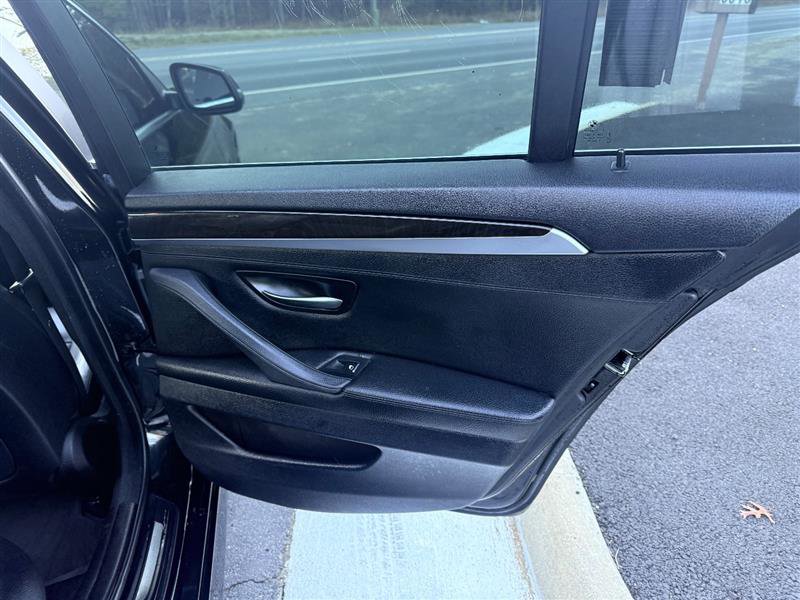 Used 2016 BMW 528i Sedan image 18