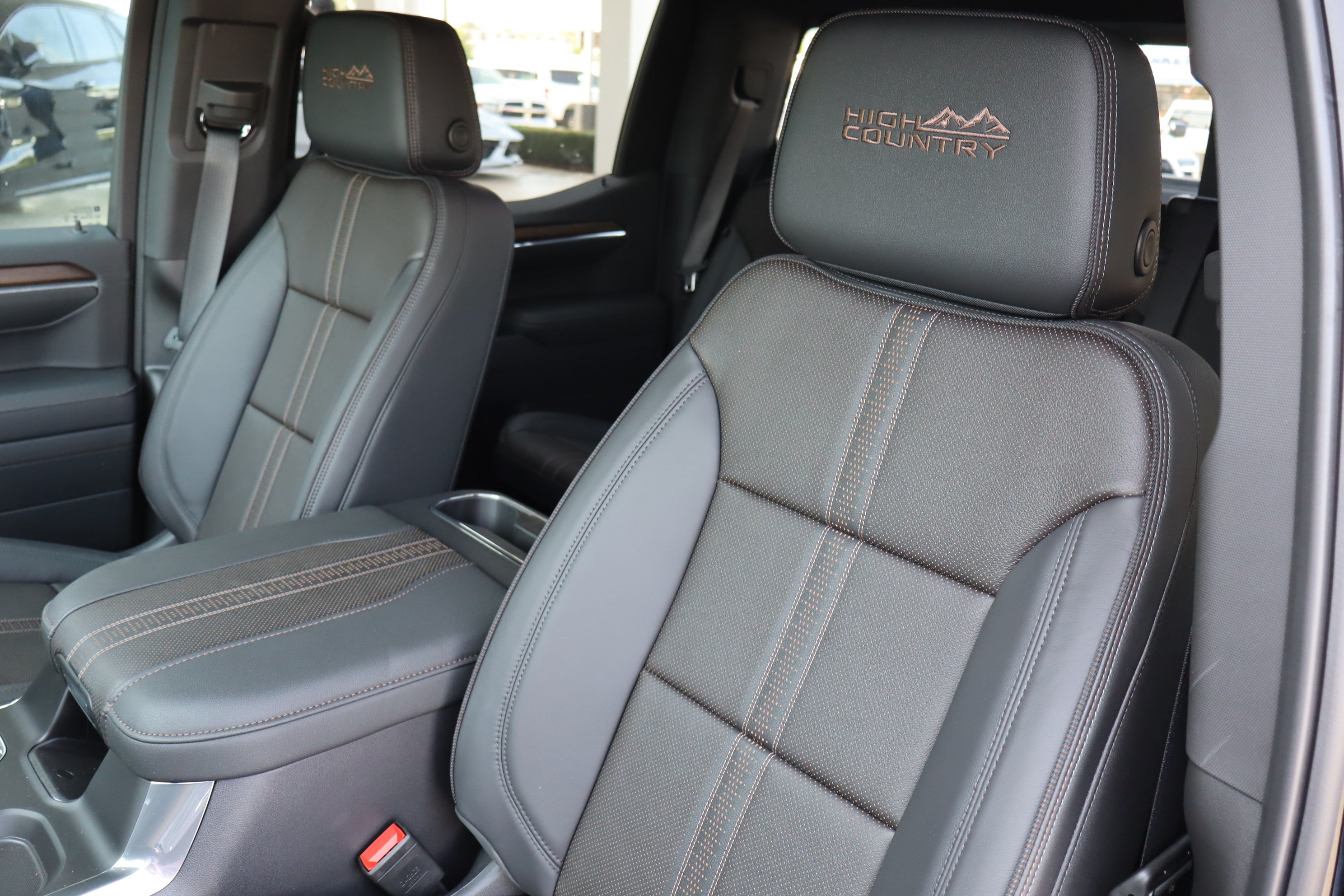 New 2026 Chevrolet Silverado 1500 High Country w/ High Country Premium Package AWD/4WD image 15
