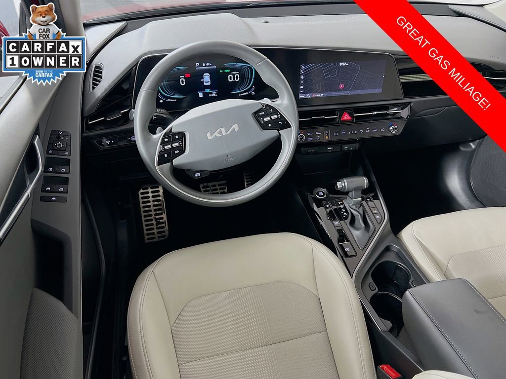 Certified 2023 Kia Niro EX Touring FWD image 24