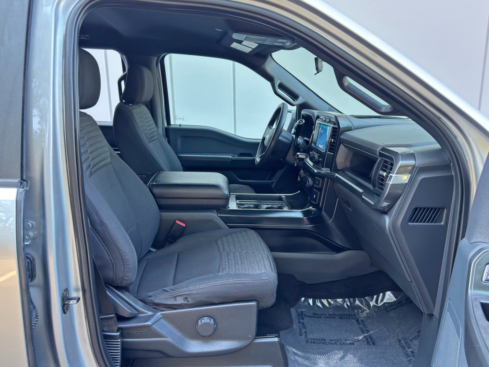 Used 2023 Ford F150 Lariat RWD image 13