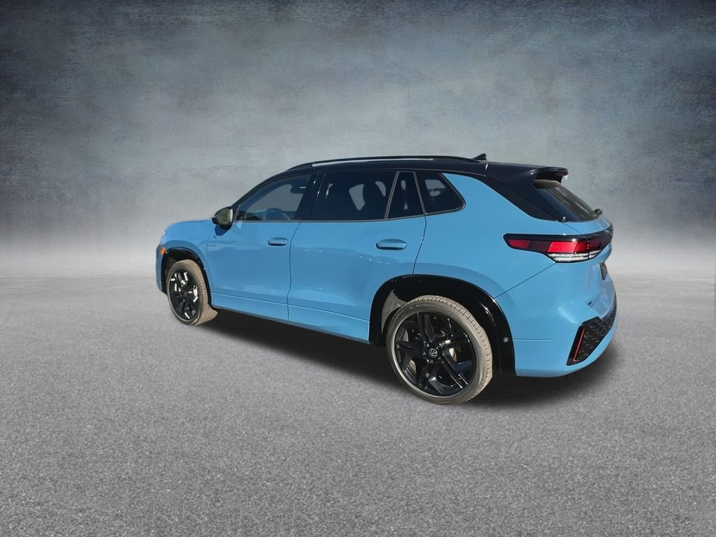 New 2025 Volkswagen Tiguan SE R-Line image 15