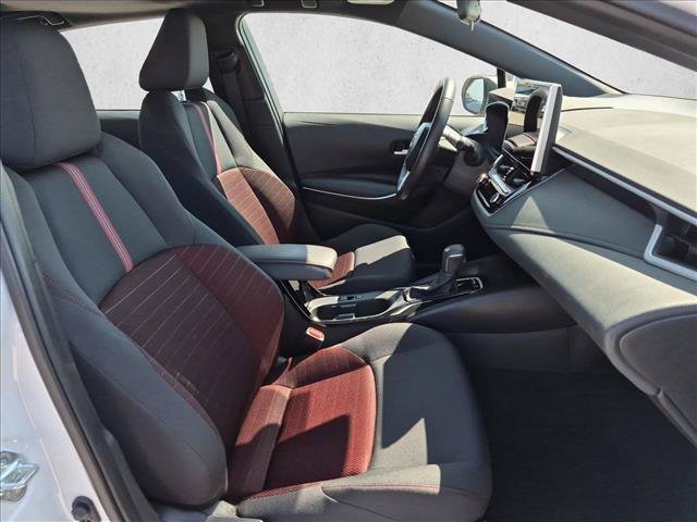 Certified 2025 Toyota Corolla SE w/ SE Premium Package FWD image 21