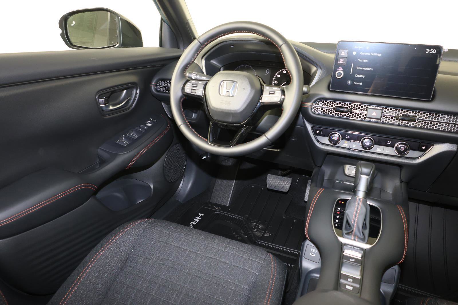 New 2027 Honda HR-V Sport image 6