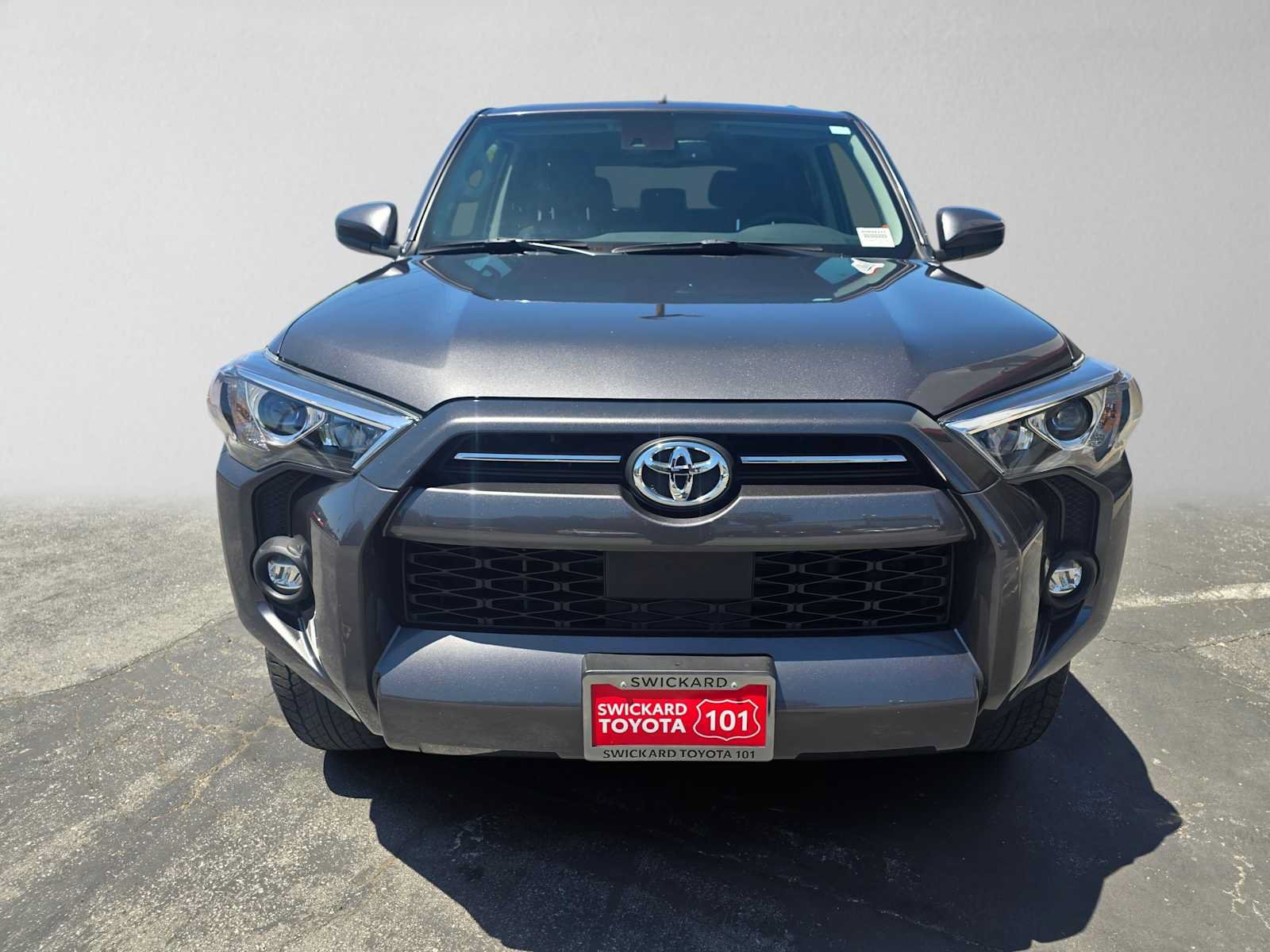 Used 2023 Toyota 4Runner SR5 AWD/4WD image 8