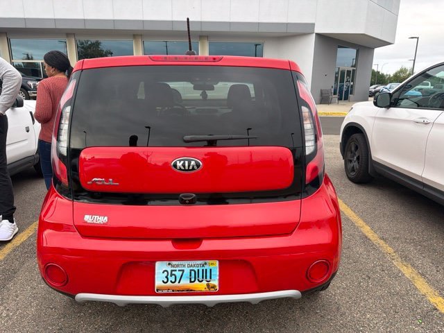 Used 2019 Kia Soul + FWD image 5