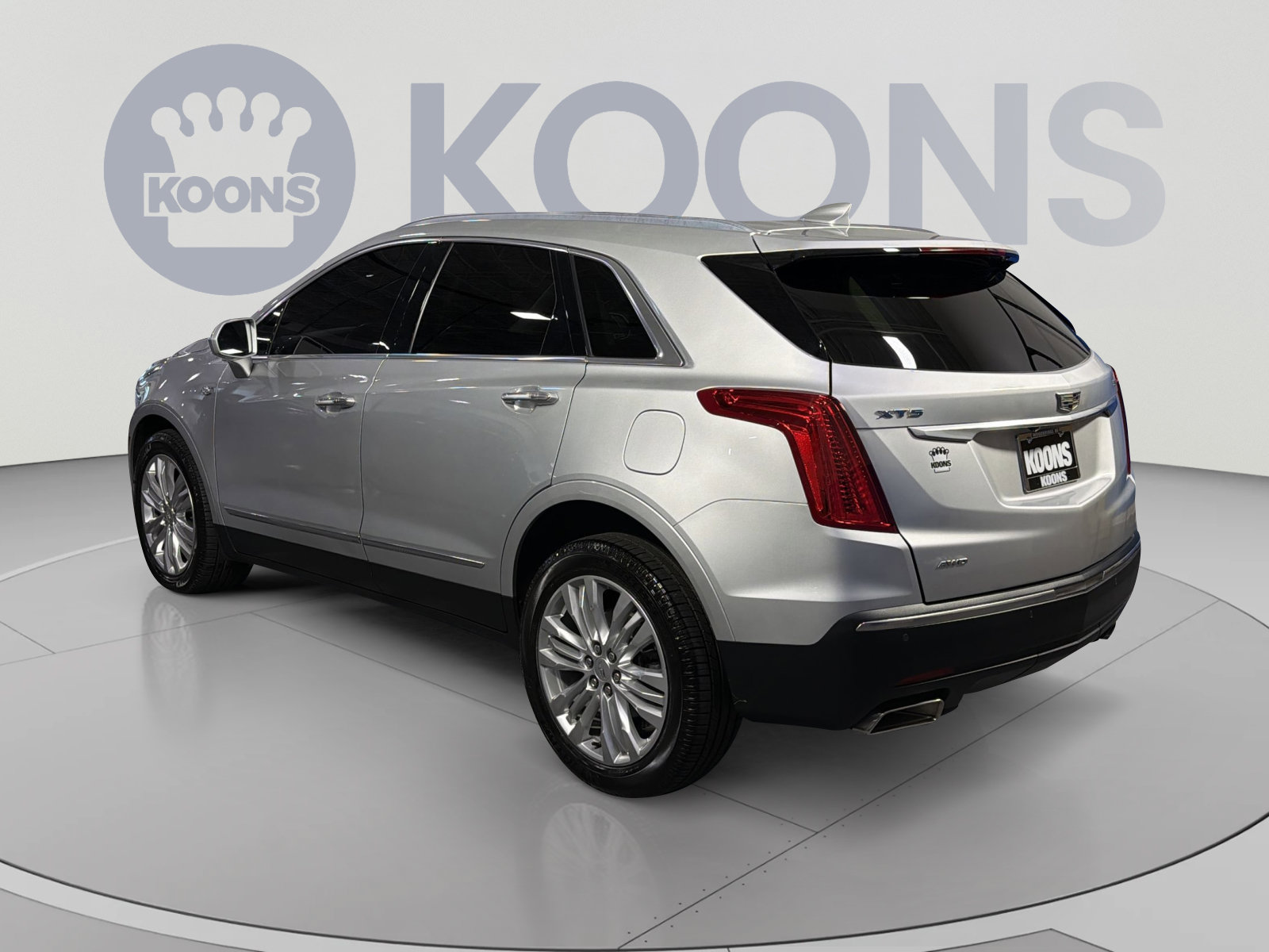 Used 2019 Cadillac XT5 Premium Luxury AWD/4WD image 4